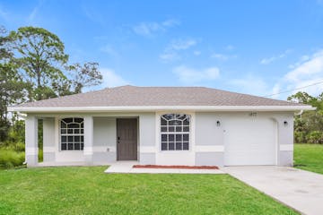 1877 Mettler Ave Lehigh Acres, FL 33972